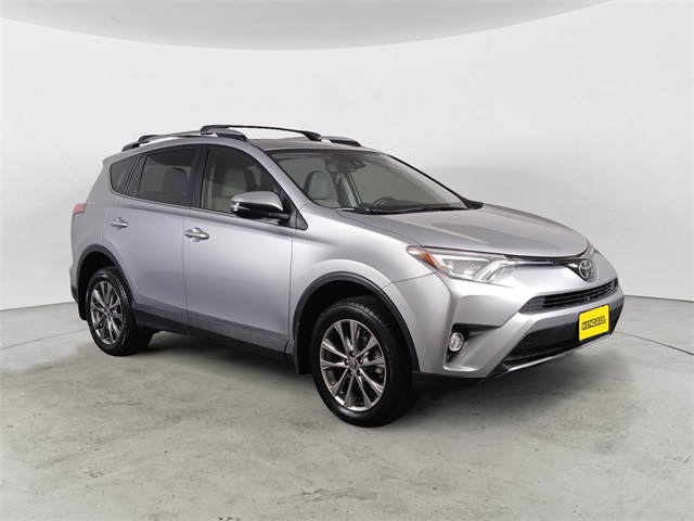2018 Toyota RAV4 Limited photo 7