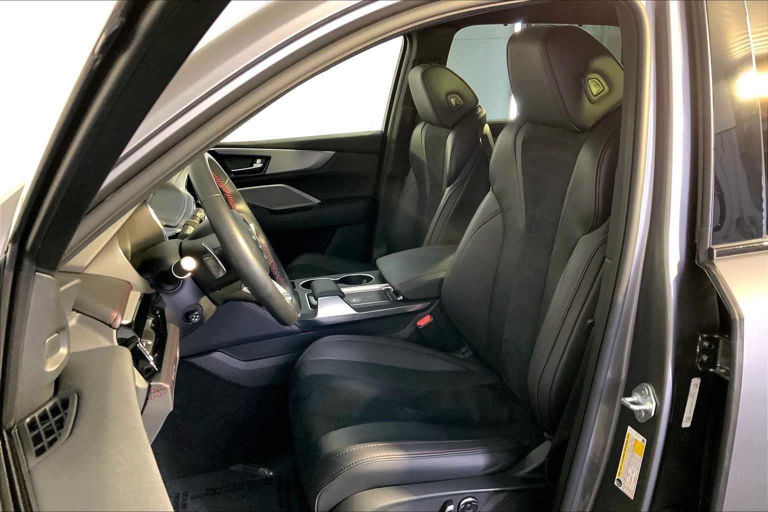2023 Acura MDX SH-AWD A-Spec photo 8