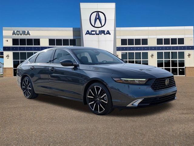 2024 Honda Accord Hybrid Touring's photo