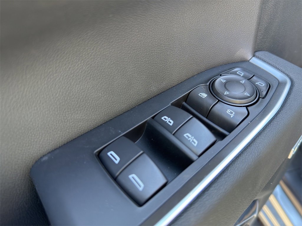 2026 Gmc Sierra 1500 SLT photo 11
