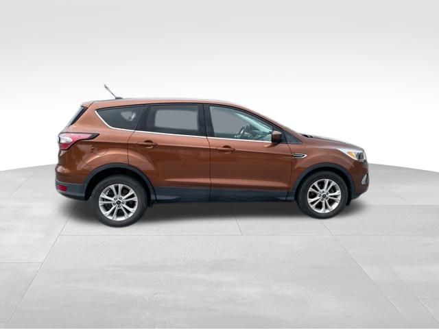 2017 Ford Escape SE photo 4