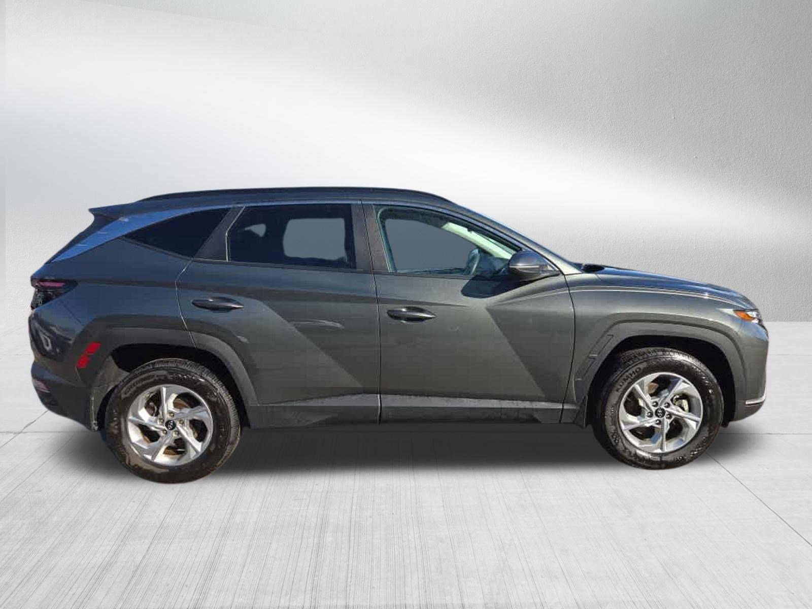2023 Hyundai Tucson SEL photo 2