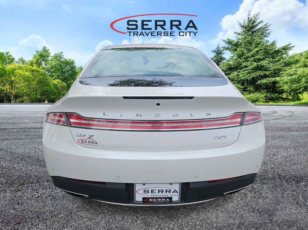 2020 Lincoln MKZ Standard photo 4