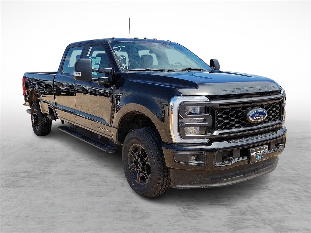 2025 Ford F-350 Super Duty XL's photo