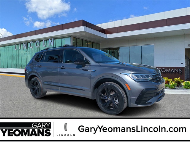 2023 Volkswagen Tiguan SE R-LINE BLACK