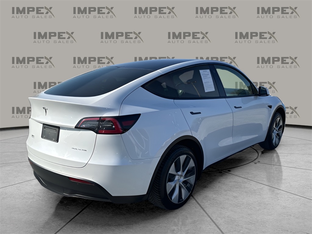 Used 2021 White Tesla Long Range image 5