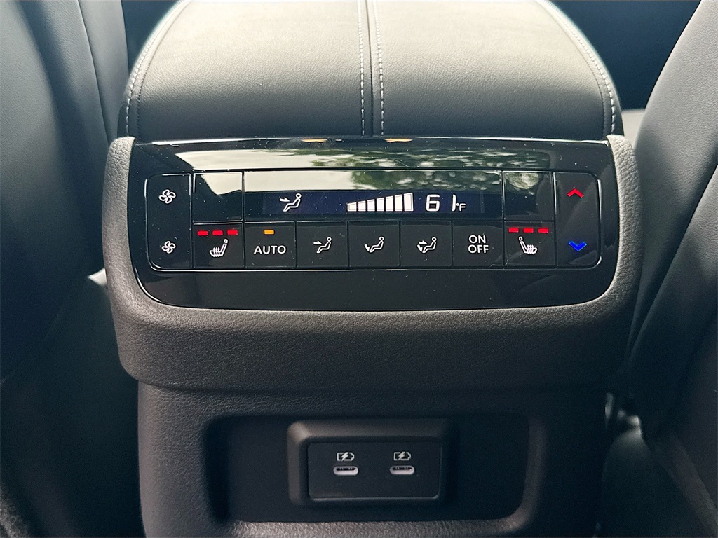 2026 Infiniti QX60 Luxe photo 27