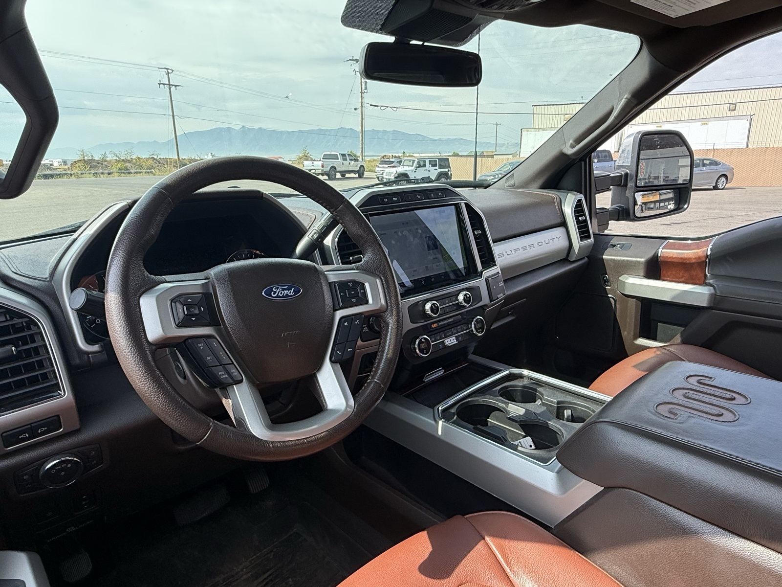 2022 Ford F-350 photo 8