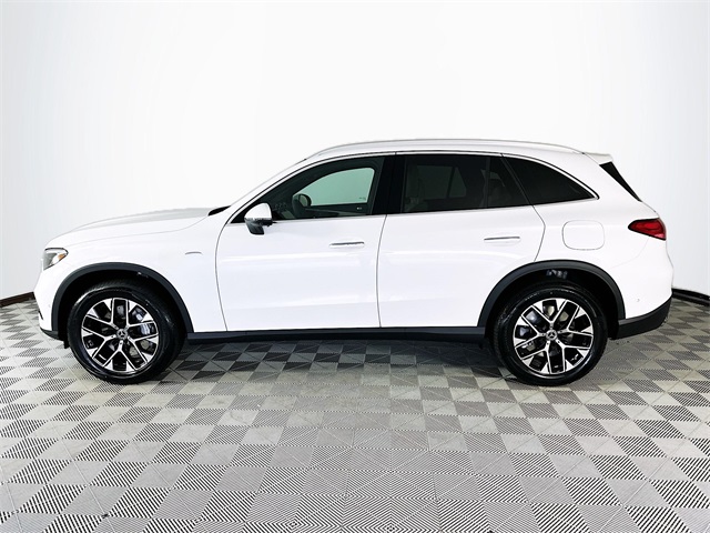 2025 Mercedes Benz GLC 350e 4MATIC photo 4