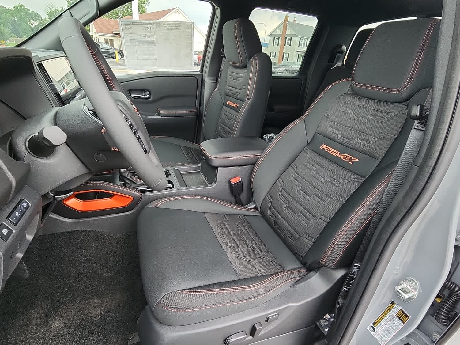 2025 Nissan Frontier Crew Cab PRO-4X photo 10