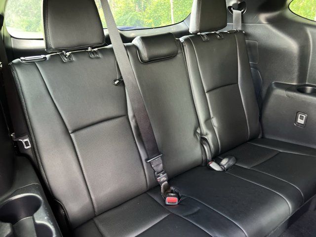 2021 Toyota Highlander XSE photo 14