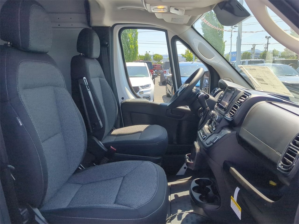 2025 Ram ProMaster 2500 photo 21