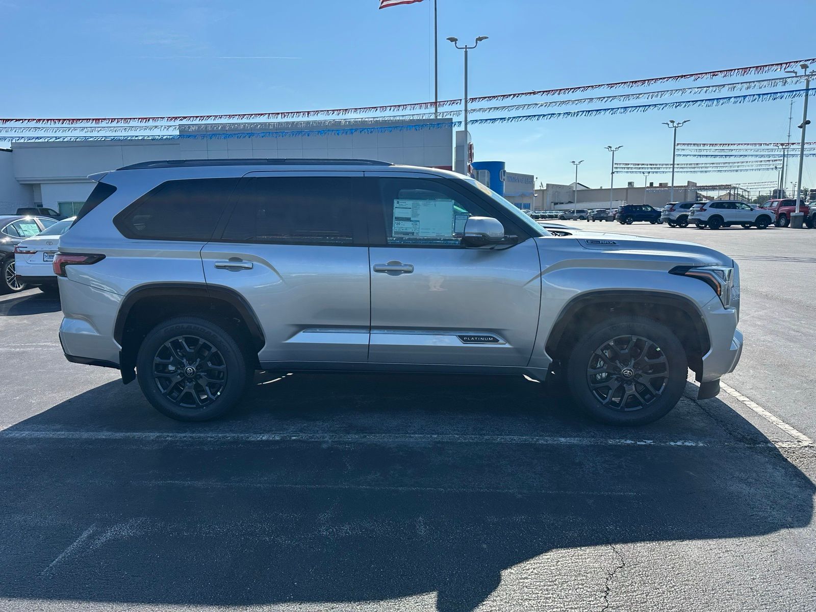 2025 Toyota Sequoia Platinum photo 4