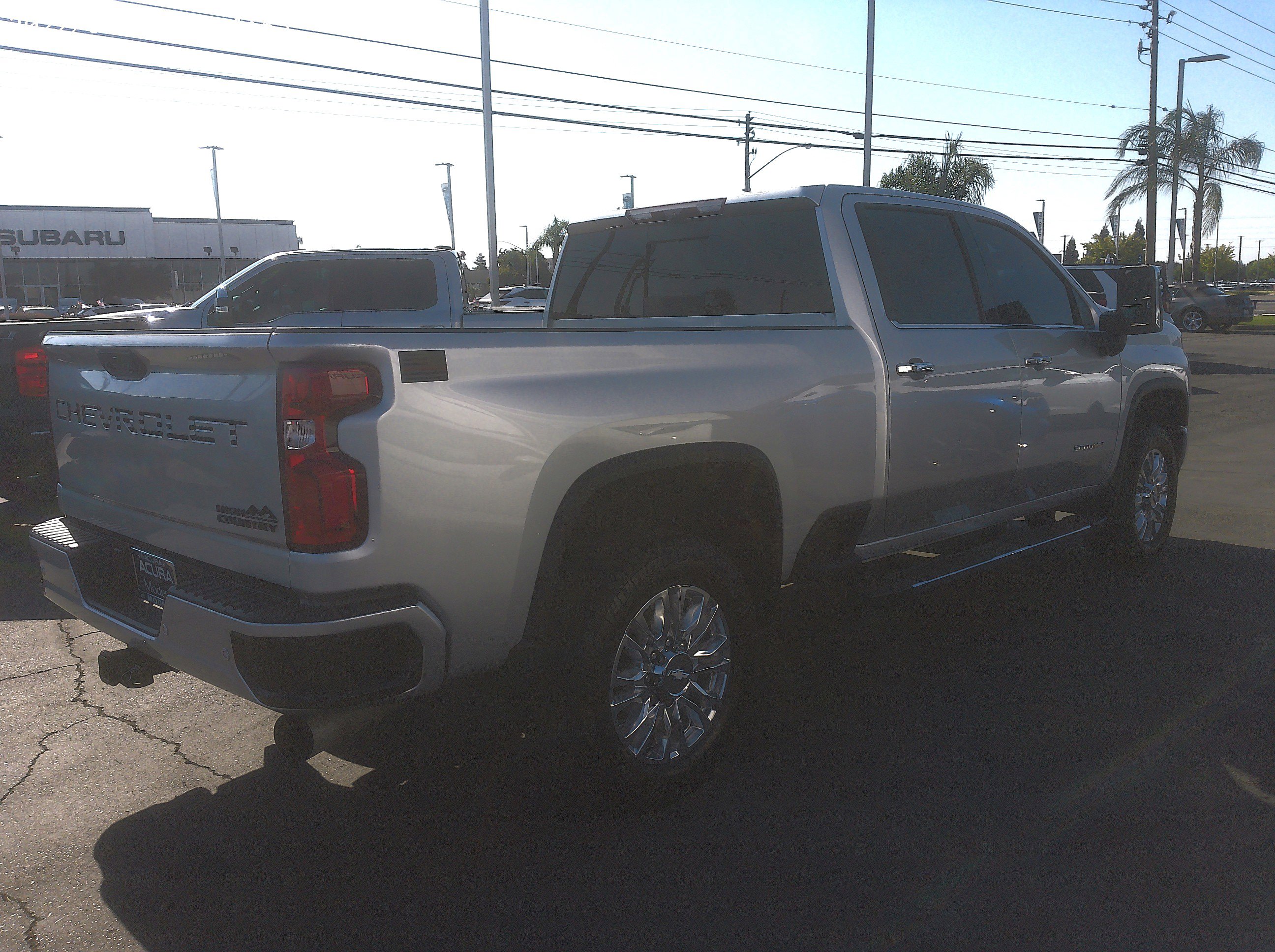 2020 Chevrolet Silverado 3500HD High Country photo 6