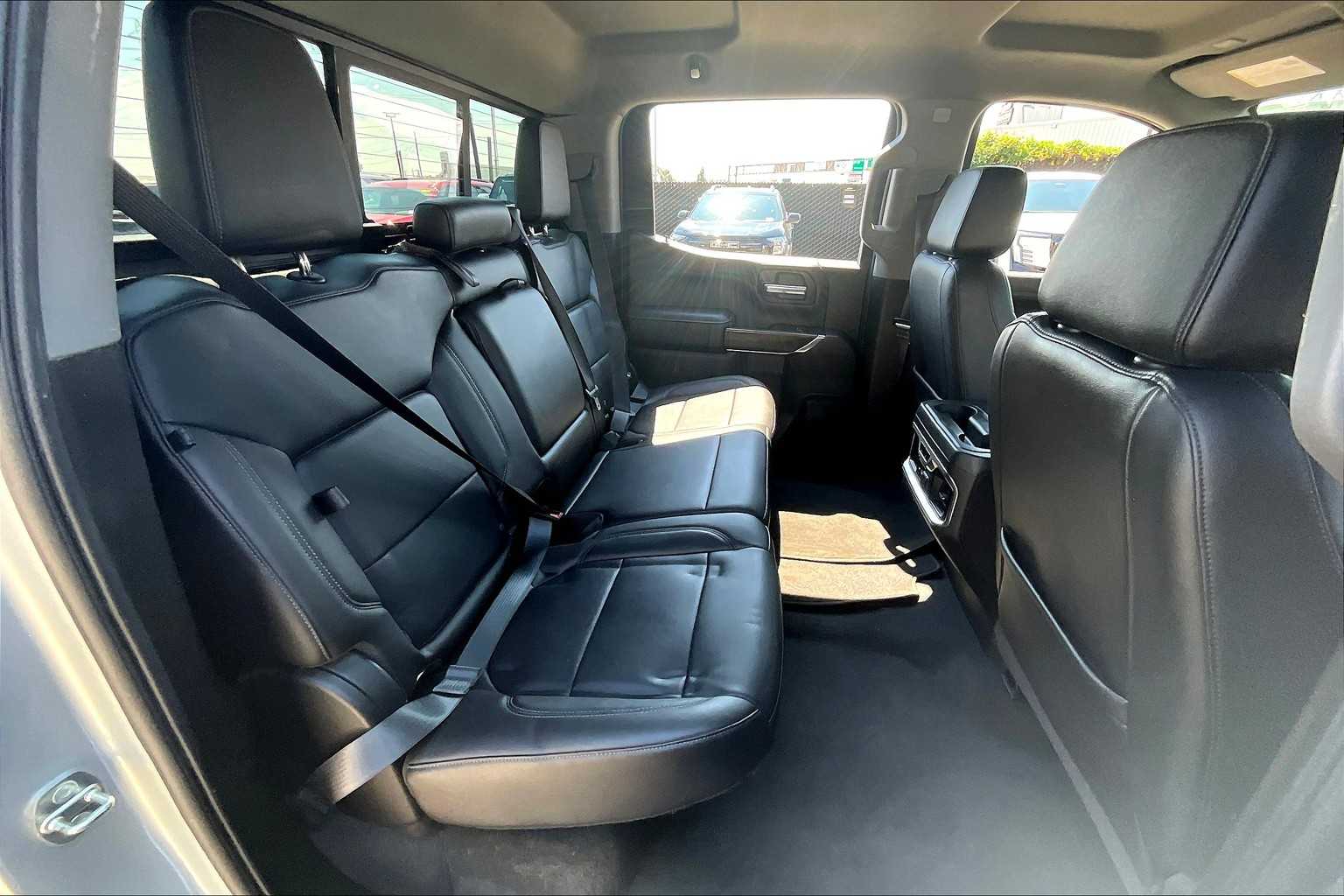 2020 Gmc Sierra SLT photo 18