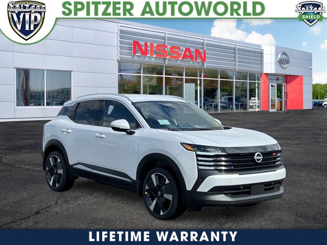 2025 Nissan Kicks SR AWD's photo