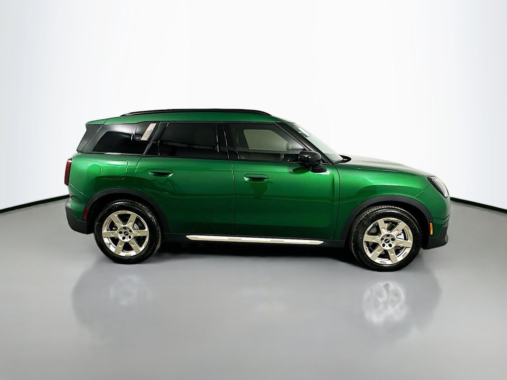 2025 Mini Countryman S Iconic photo 4