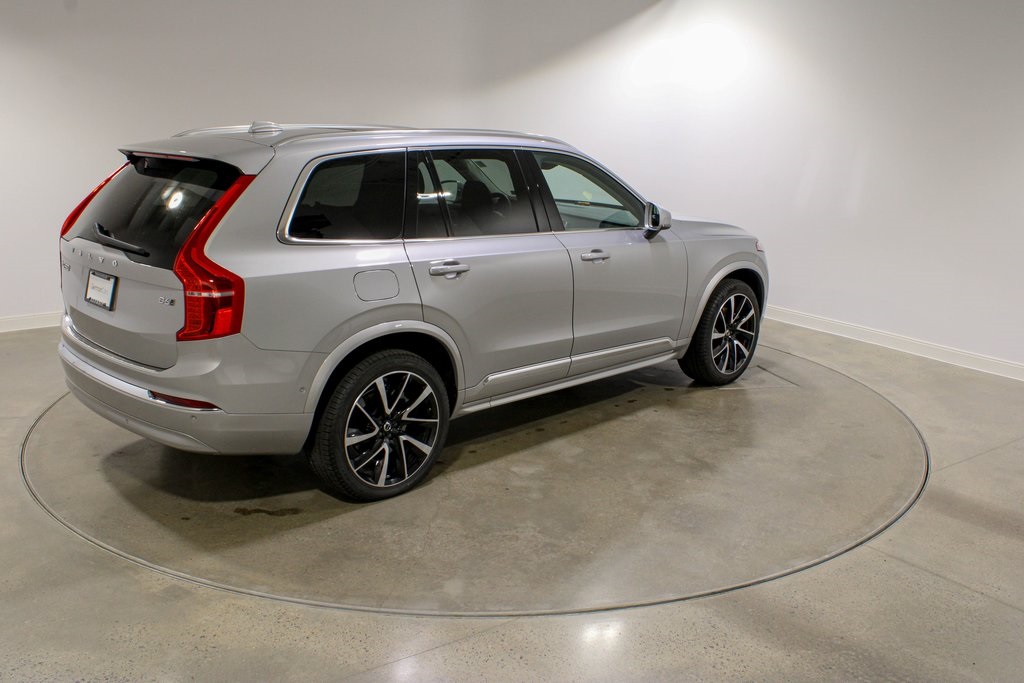 2023 Volvo XC90 Plus photo 4
