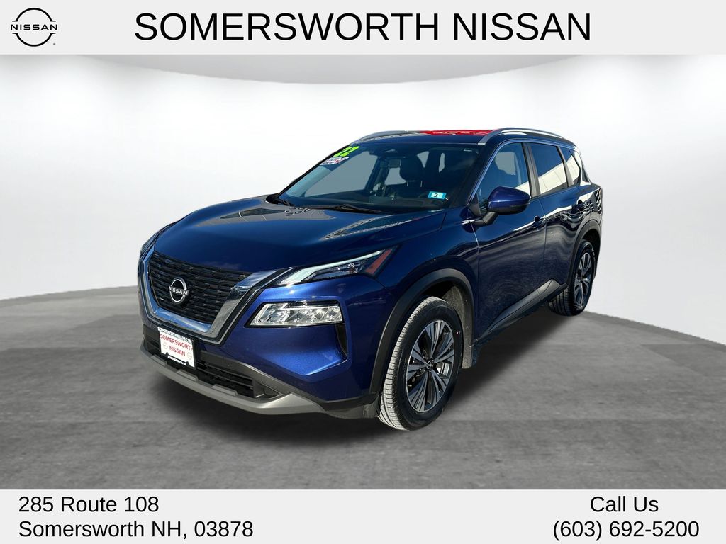 2022 Nissan Rogue SV's photo