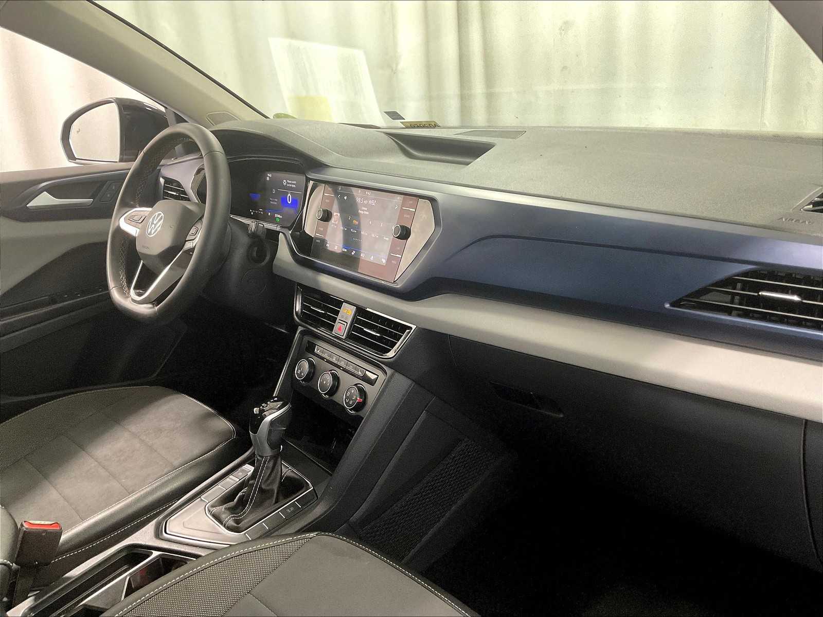 2022 Volkswagen Taos SE photo 10