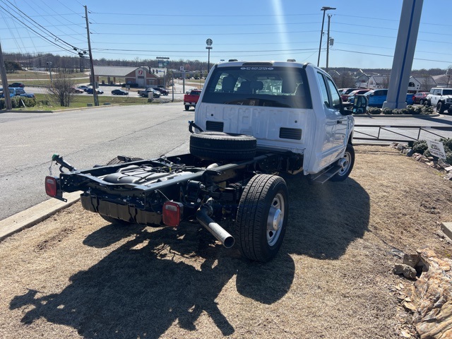2024 Ford F-350 XL photo 4