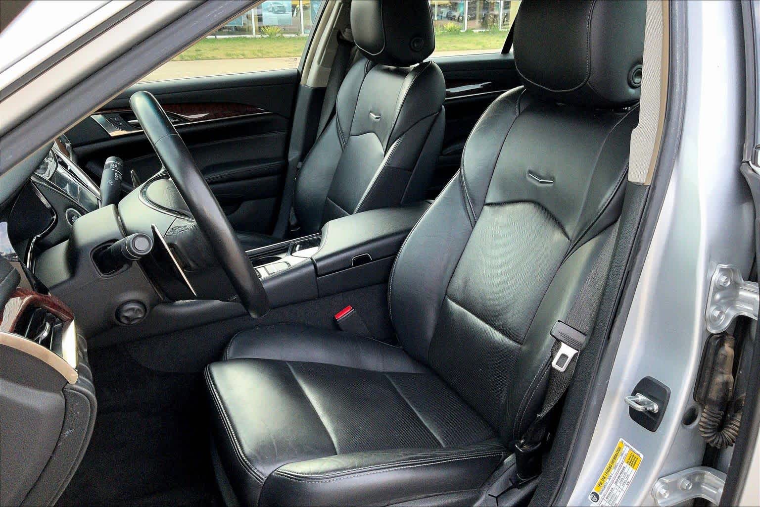 2015 Cadillac CTS Luxury photo 4