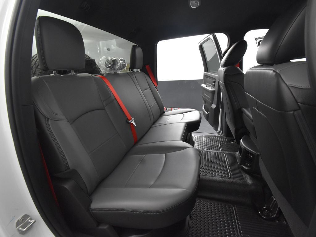 2024 Ram 3500 Tradesman photo 31