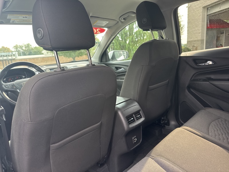 2021 Chevrolet Equinox LT photo 34
