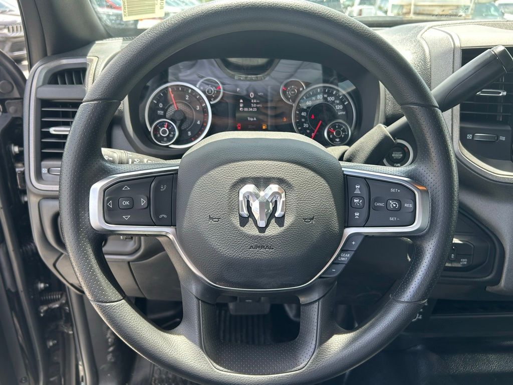 2025 Ram 2500 Tradesman photo 10
