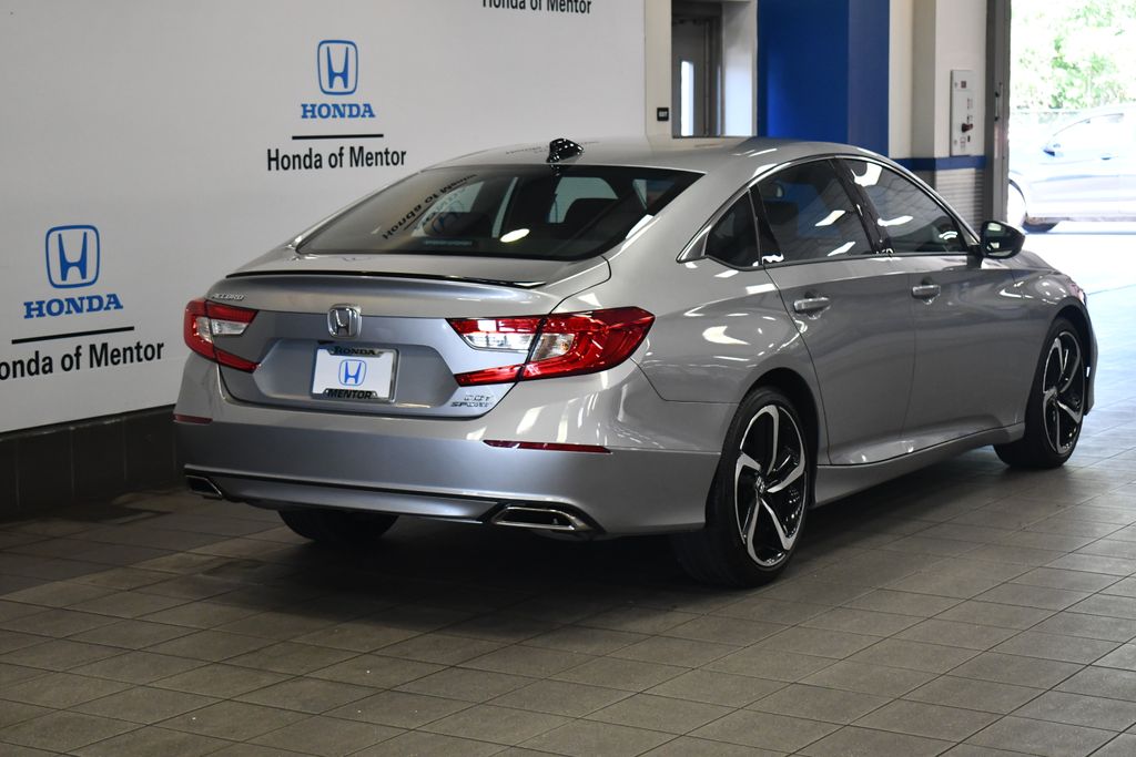 2022 Honda Accord Sport 2.0T photo 6