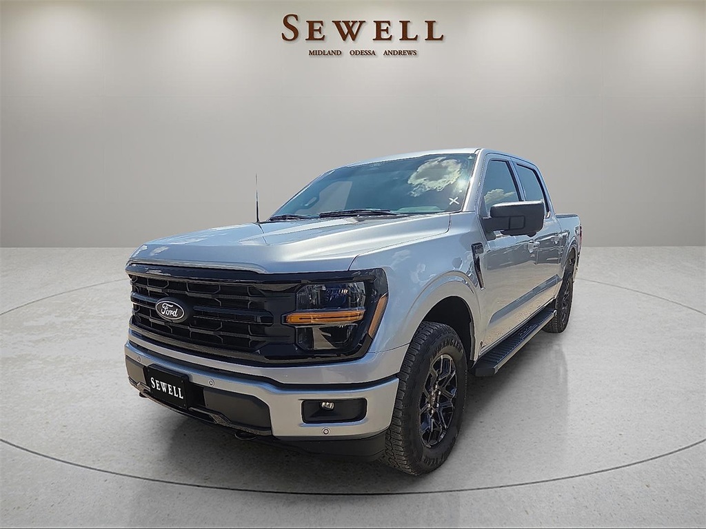 2025 Ford F-150 XLT's photo