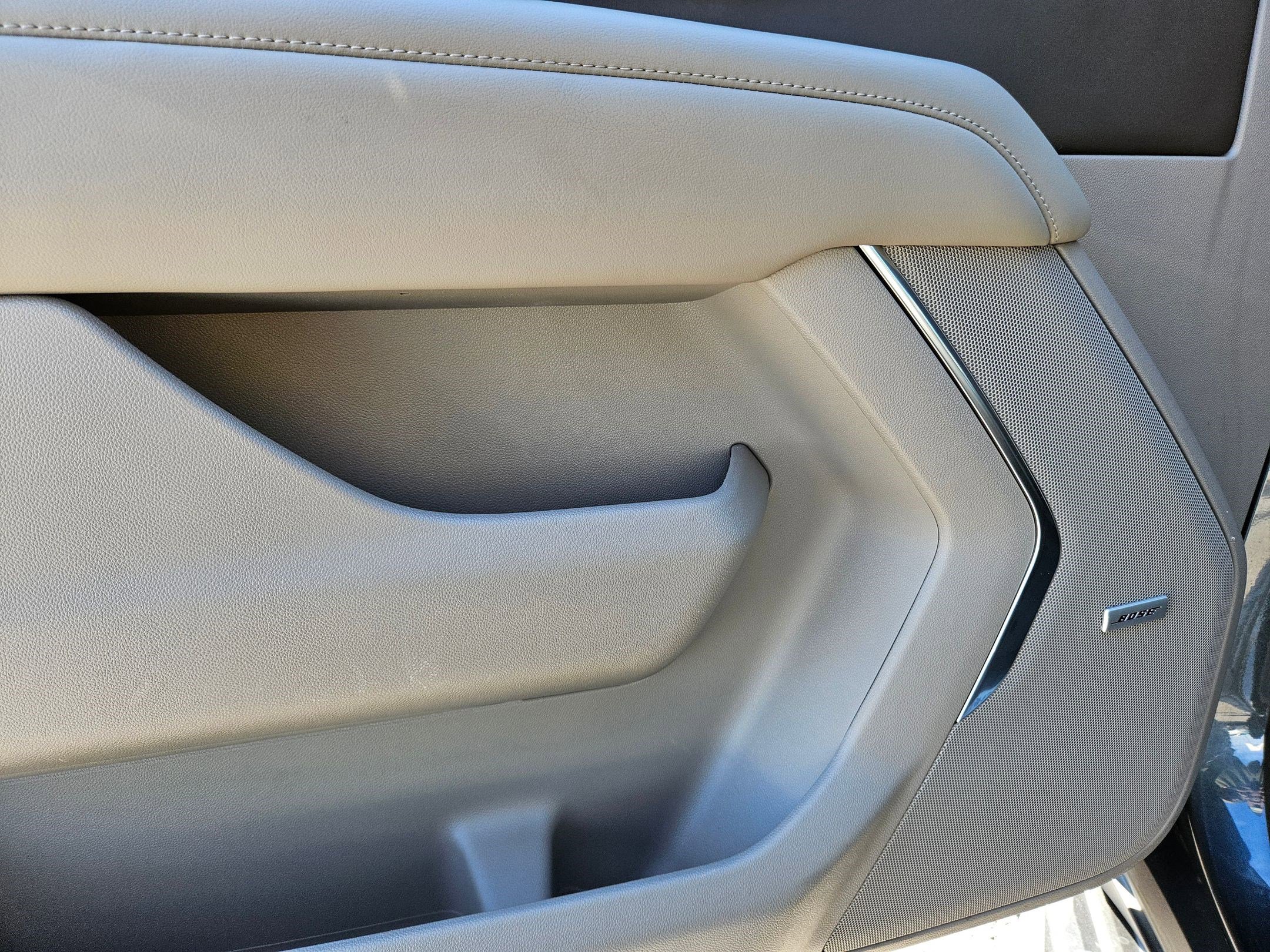 2021 Chevrolet Tahoe LT photo 8