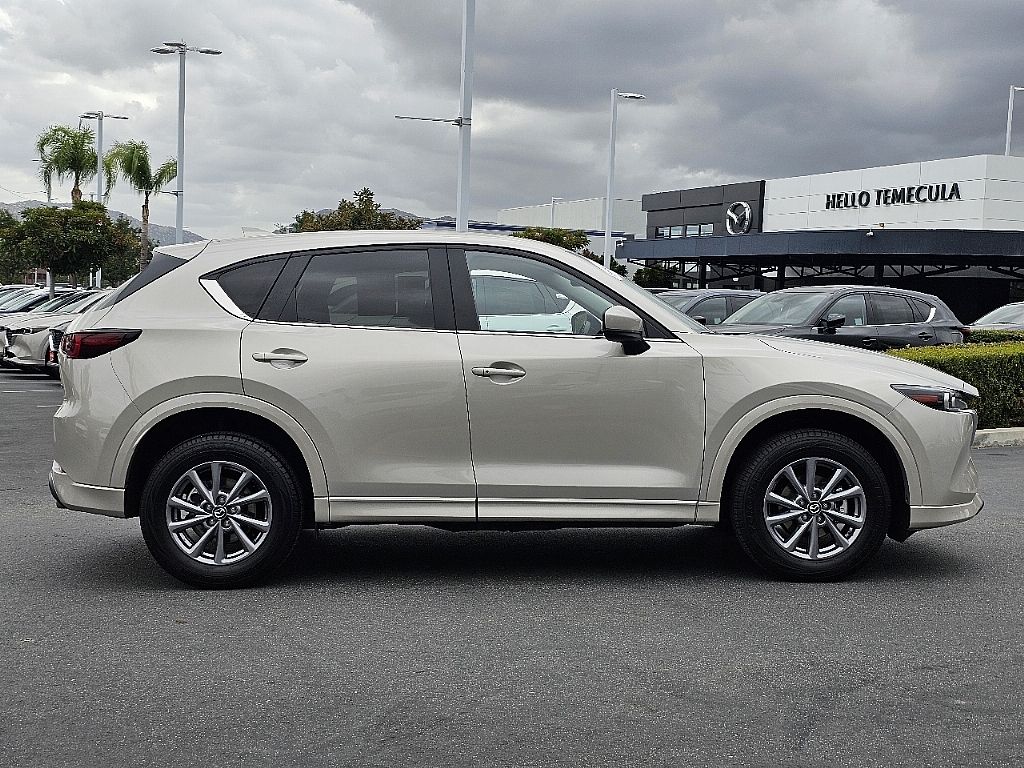 2025 Mazda CX-5 2.5 S Preferred photo 4