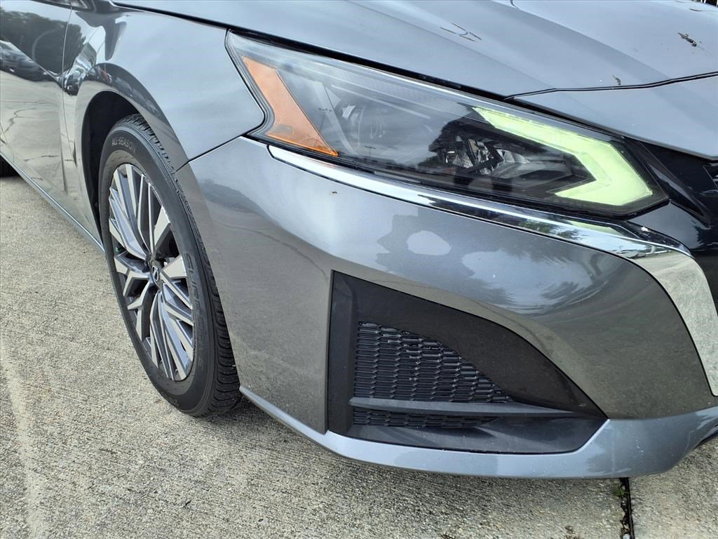 2023 Nissan Altima 2.5 SV photo 2