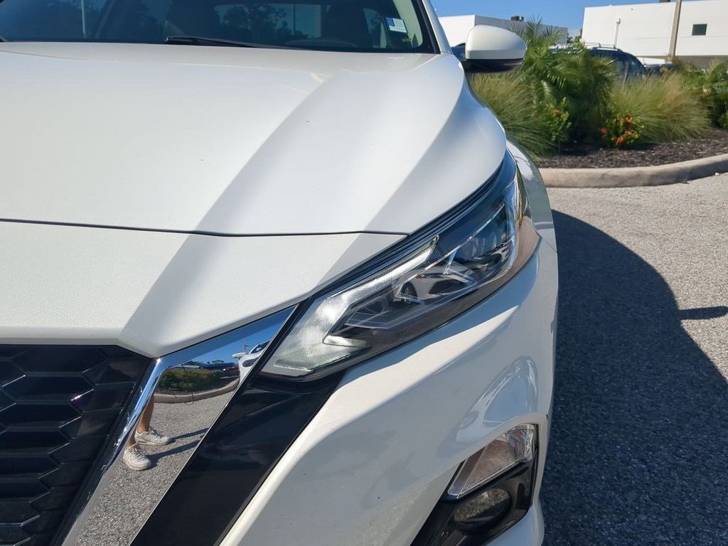 2022 Nissan Altima 2.5 SL photo 10