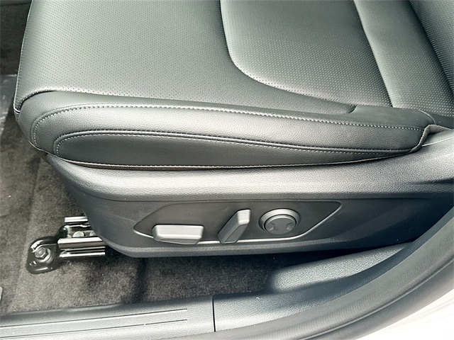 2026 Kia Sportage Hybrid EX photo 13