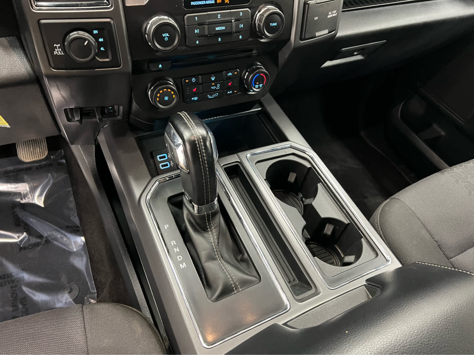 2018 Ford F-150 XLT photo 24