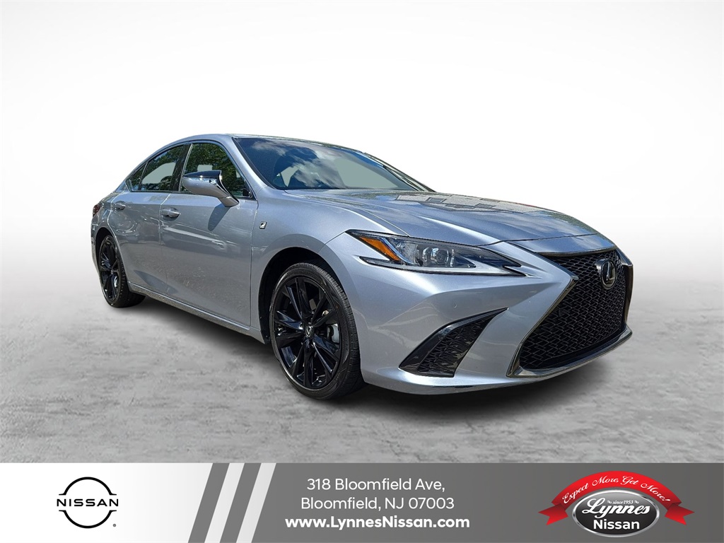 2022 Lexus ES F SPORT's photo