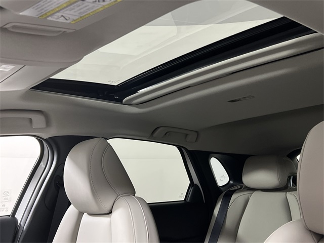 2025 Mazda CX-30 2.5 S Preferred photo 16