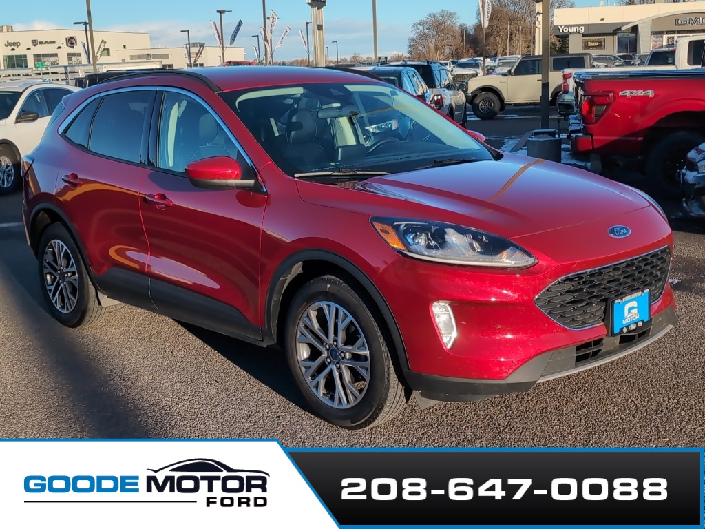 2022 Ford Escape SEL's photo