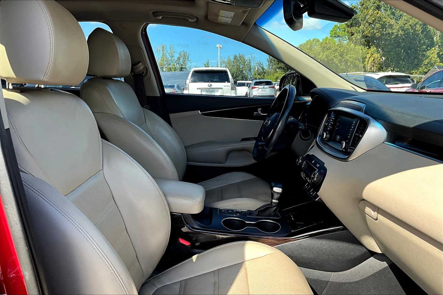 2020 Kia Sorento EX V6 photo 8