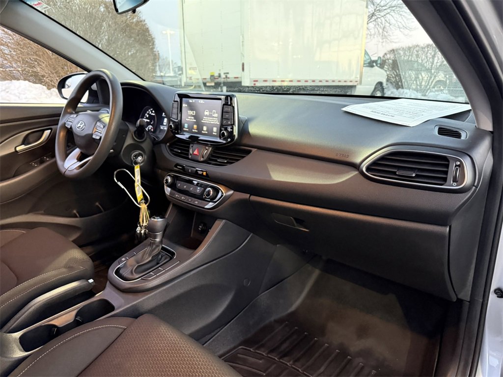 2020 HYUNDAI ELANTRA GT - Image 33