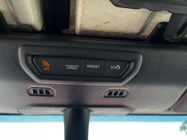 2022 Jeep Gladiator Altitude photo 22