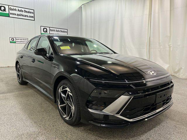2025 Hyundai Sonata SEL's photo