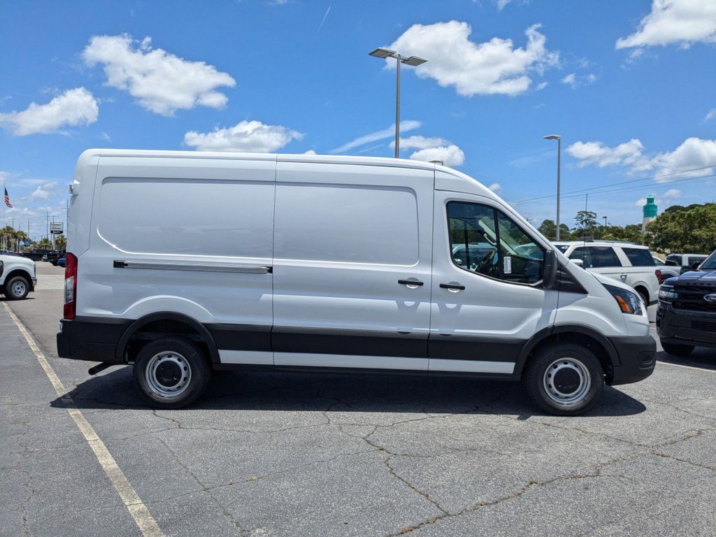 2025 Ford Transit photo 3