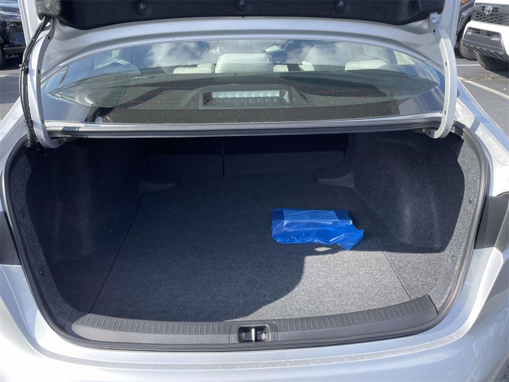 2026 Toyota Corolla LE photo 8