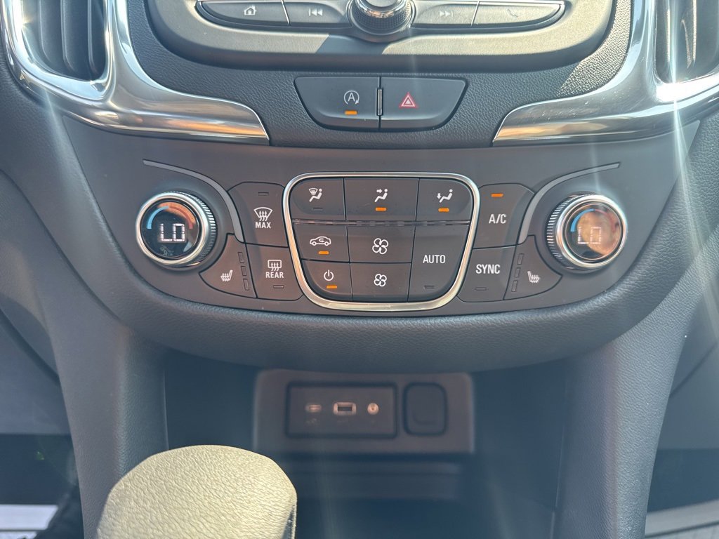 2023 Chevrolet Equinox LT photo 22