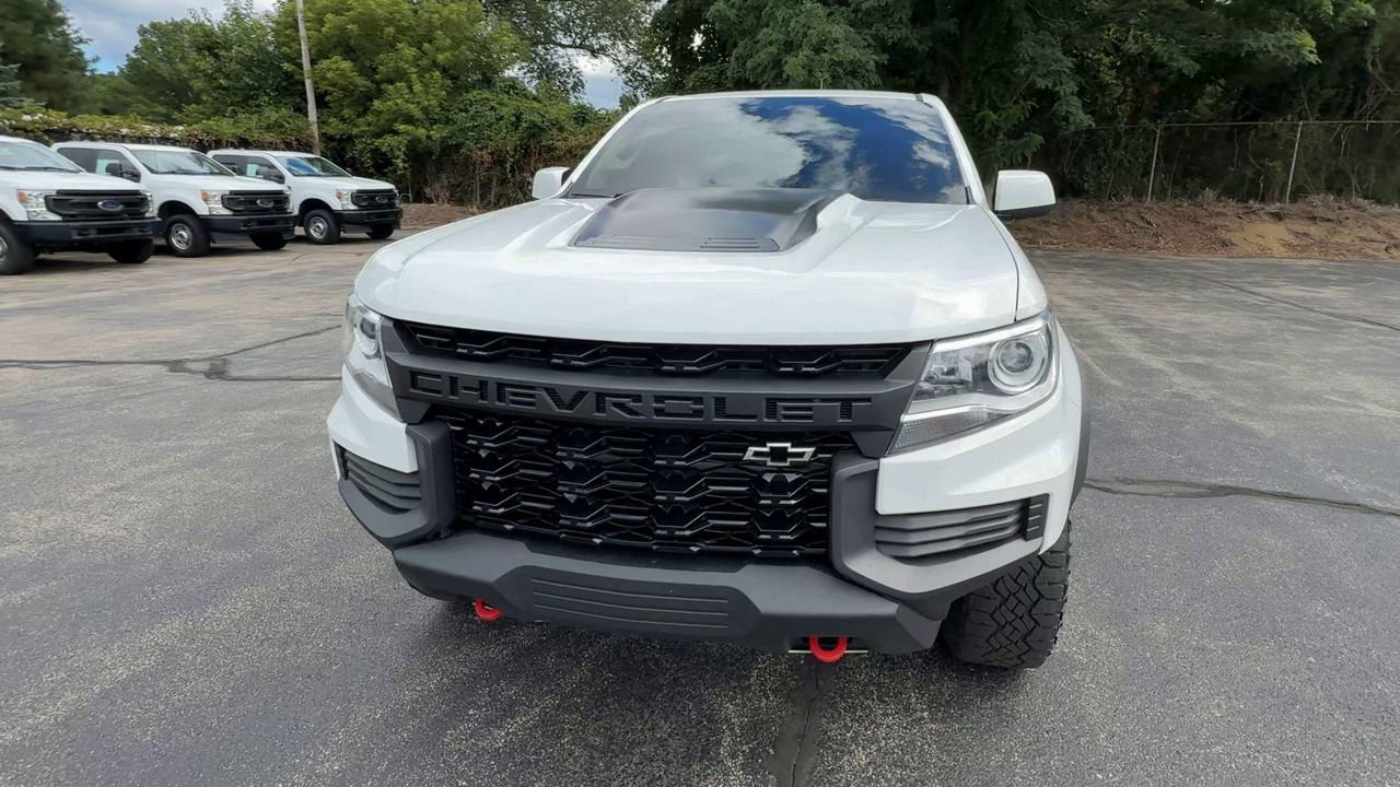 2022 Chevrolet Colorado ZR2 photo 3