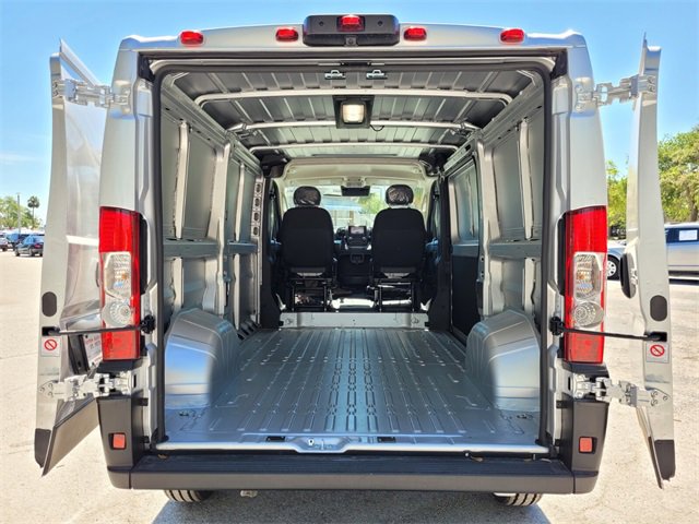 2025 Ram ProMaster 1500 photo 9