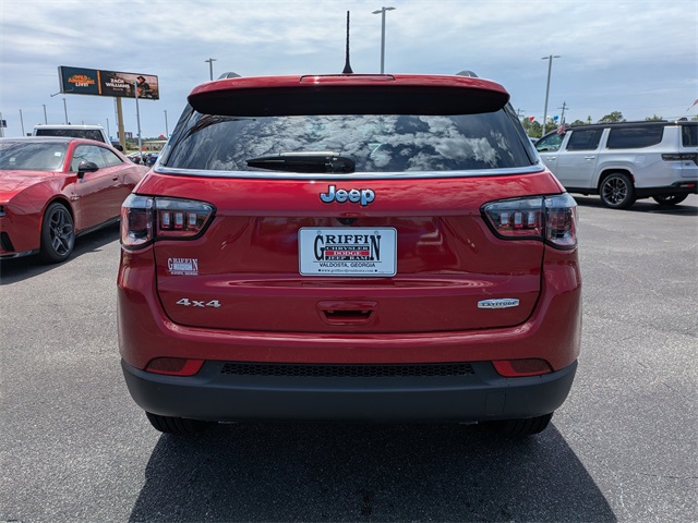 2025 Jeep Compass Latitude photo 3